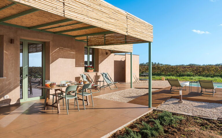 Villa Memà: Altan / terrasse / gårdhave, Udendørs, Udvendige