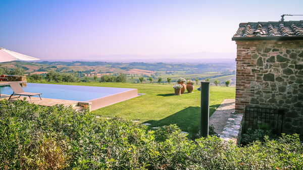 Villa Icario: Have, pool, Udendørs, Udvendige, Visninger