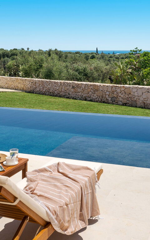 Eos Villa: Have, pool, Udendørs, Udvendige