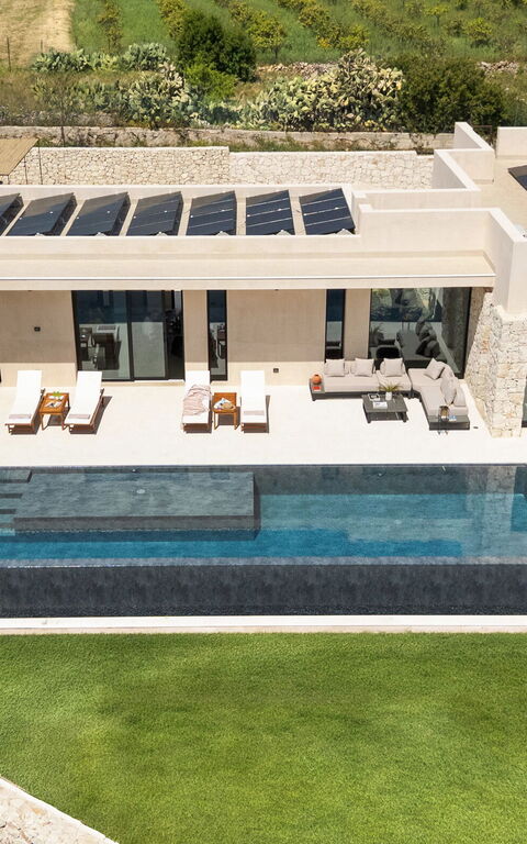 Eos Villa: Have, pool, Udendørs, Udvendige