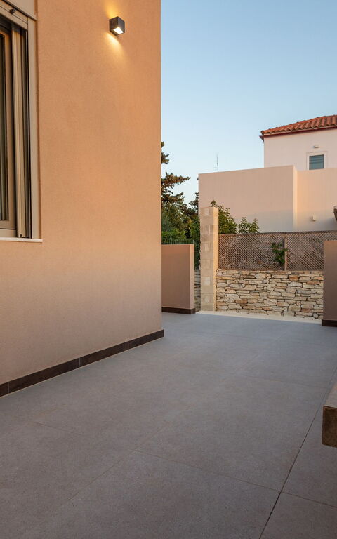 Villa Melia: Udendørs, Udvendige