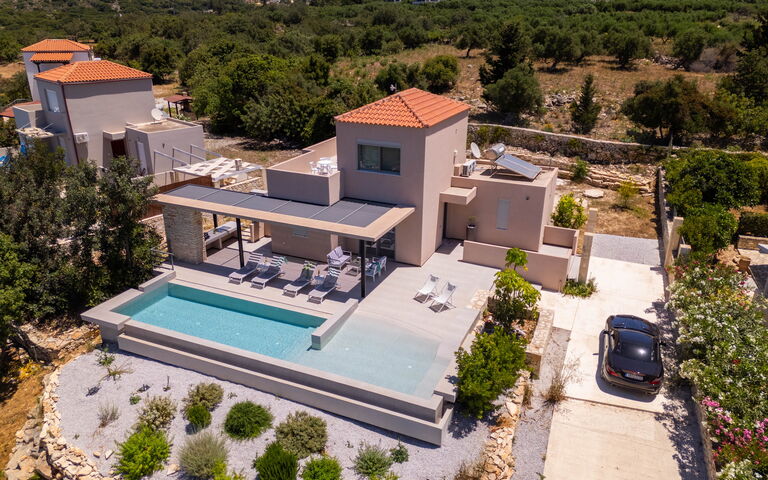 Villa Melia: pool, Udendørs, Udvendige