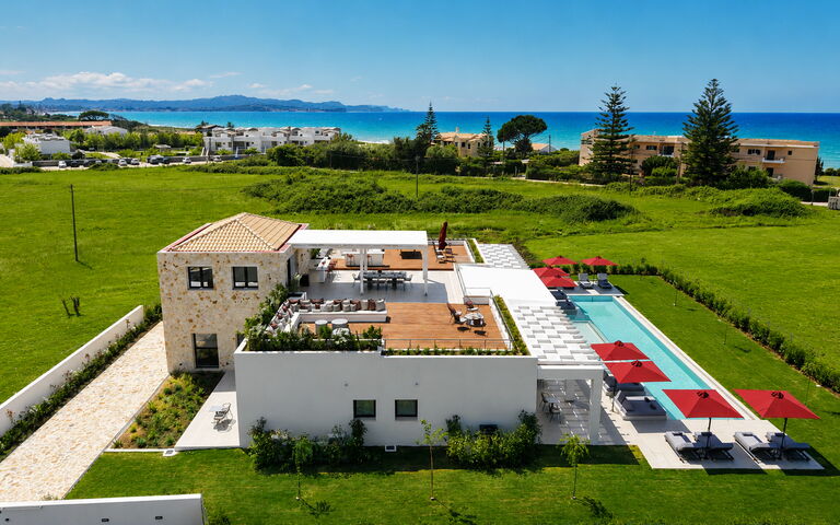 Villa Nobilita: Have, pool, Udendørs, Udvendige