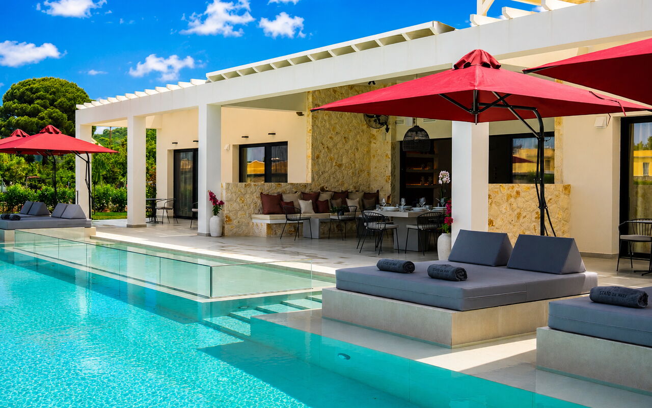 Villa Nobilita: Have, pool, Udendørs, Udvendige