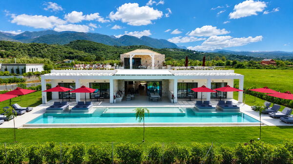 Villa Nobilita: Have, pool, Udendørs, Udvendige, Visninger