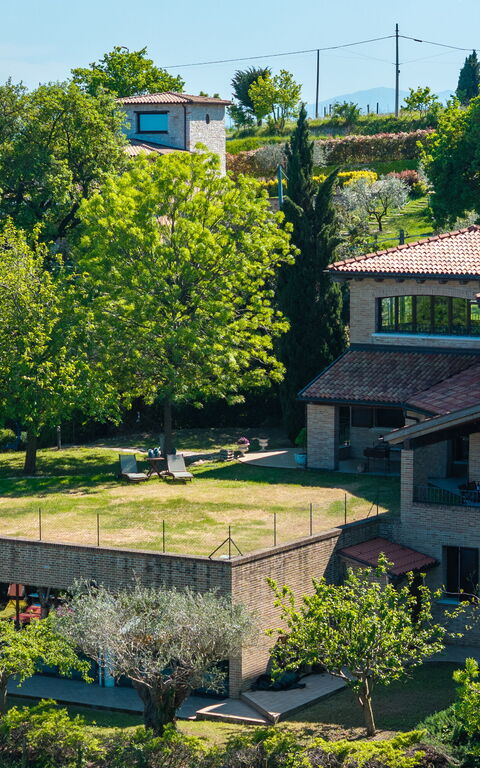 Villa Belvedere San Bartolo: Have, Udendørs, Udvendige