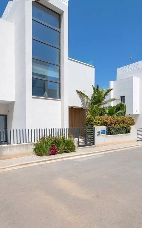By the Beach - Sea Pearl Villa: Hovedindgang