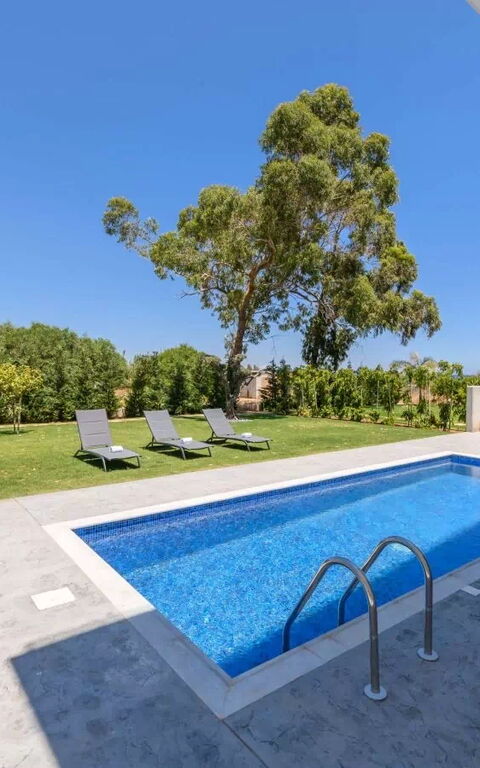 By the Beach - Sea Pearl Villa: Have, pool, Udendørs, Udvendige