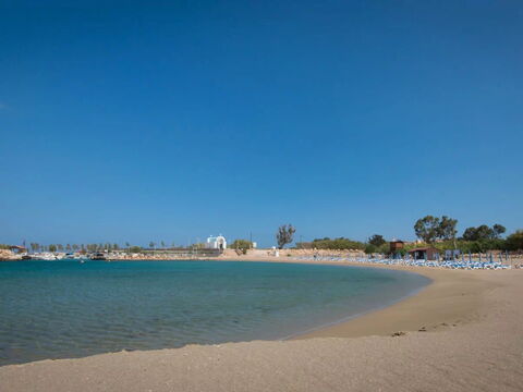By the Beach - Sea Pearl Villa