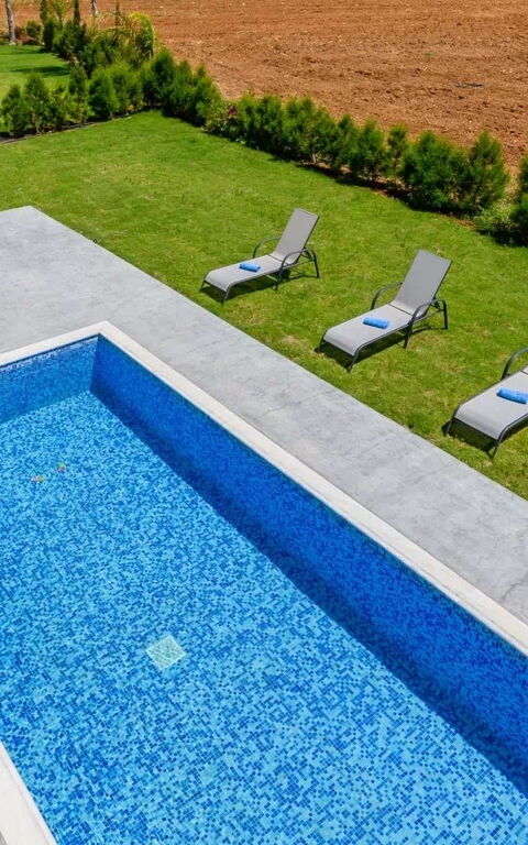 By the Beach - White Coral Villa: Have, pool, Udendørs, Udvendige