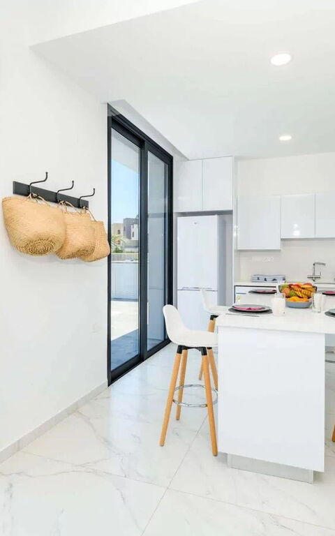By the Beach - White Coral Villa: Frokostlokale