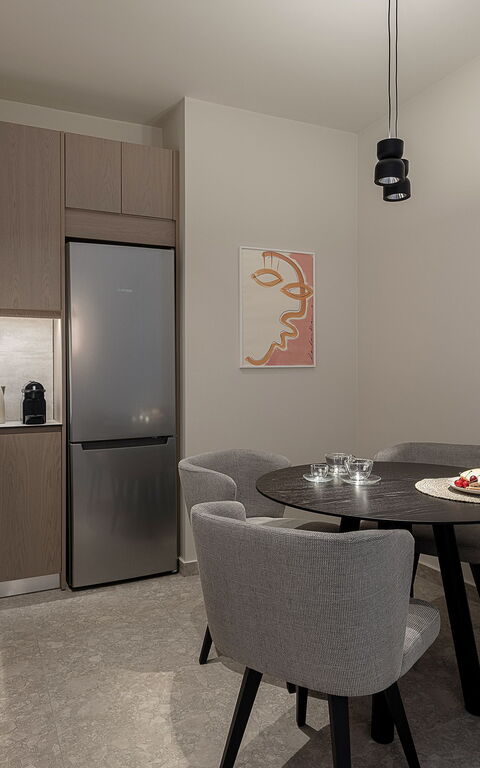 Ares Luxurious Residence: Frokostlokale, Køkken