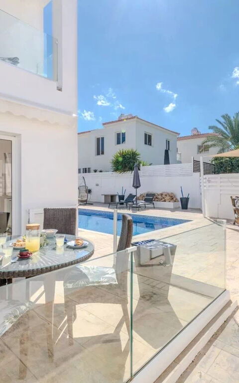Ayia Triada Beach Gardens: pool, Udendørs, Udvendige
