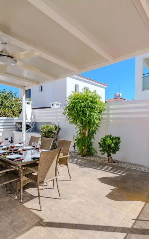 Ayia Triada Beach Gardens: Altan / terrasse / gårdhave, Udendørs, Udvendige