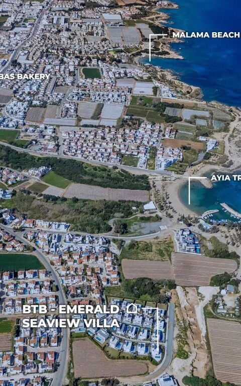 By the Beach - Emerald Seaview Villa: Visninger