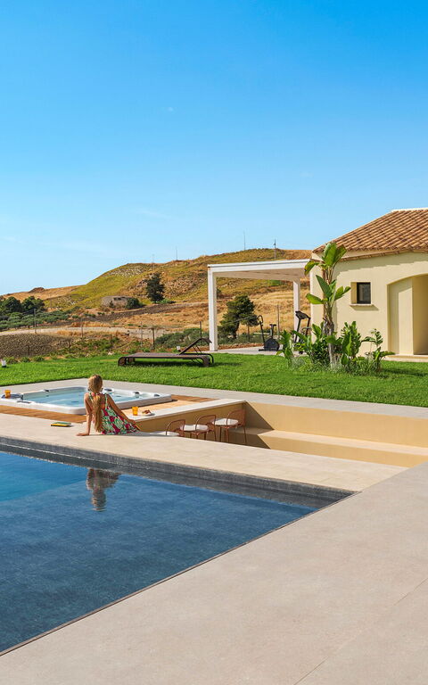 Villa Chabada: Have, pool, Udendørs, Udvendige, Visninger
