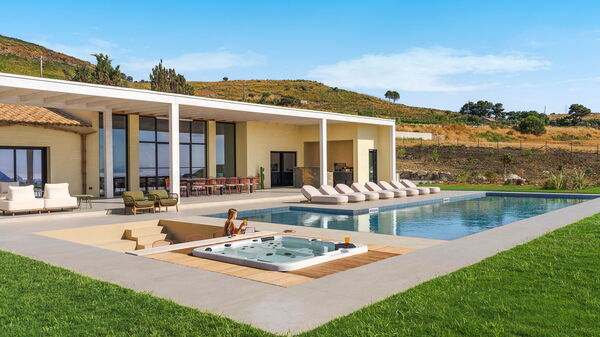 Villa Chabada: Have, pool, Udendørs, Udvendige