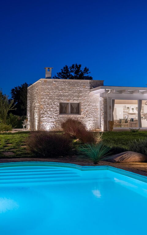 Villa Calanthia: Have, pool, Udendørs, Udvendige