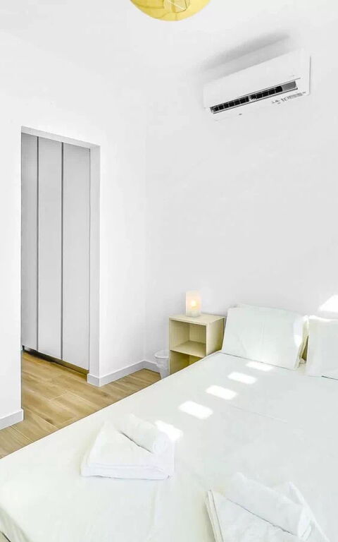Azure Seaview- Garnet Villa: soveværelse