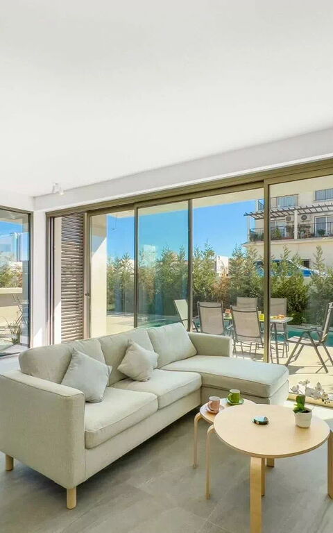Azure Seaview- Garnet Villa: Stue