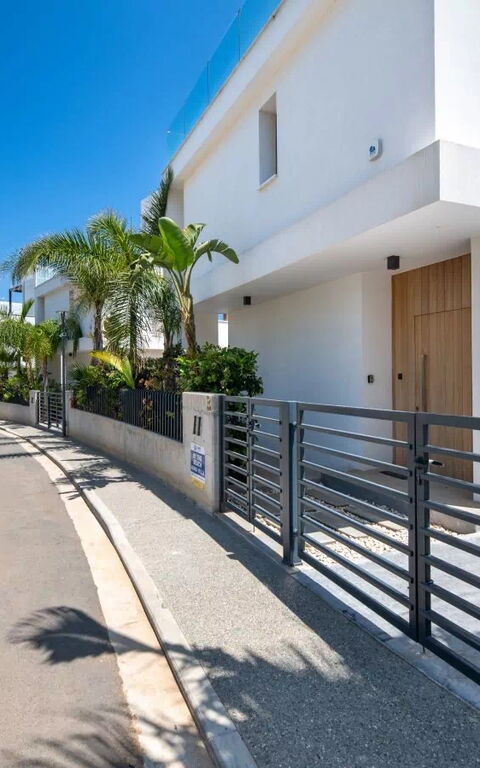 By the Beach - Aura Villa: Hovedindgang