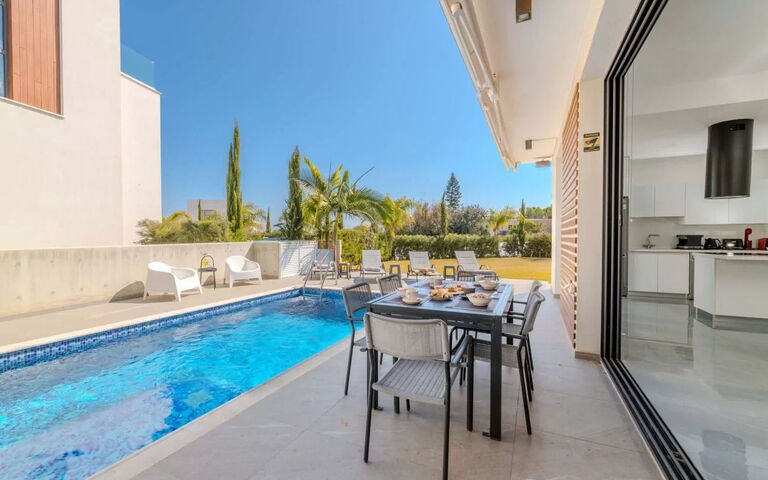 By the Beach - Aura Villa: pool, Udendørs, Udvendige