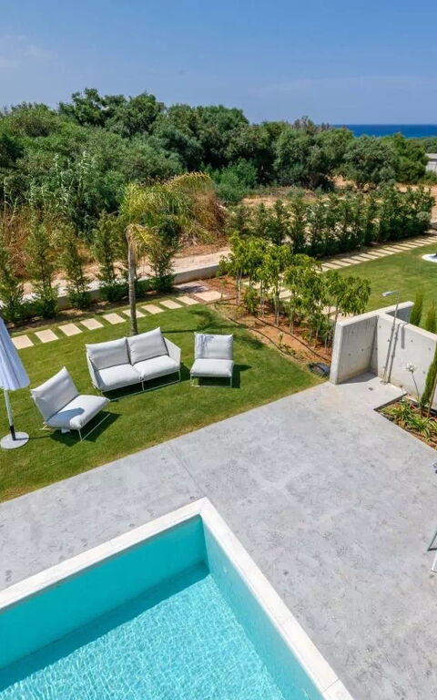 By the Beach - Blue Topaz Villa: Have, pool, Udendørs, Udvendige