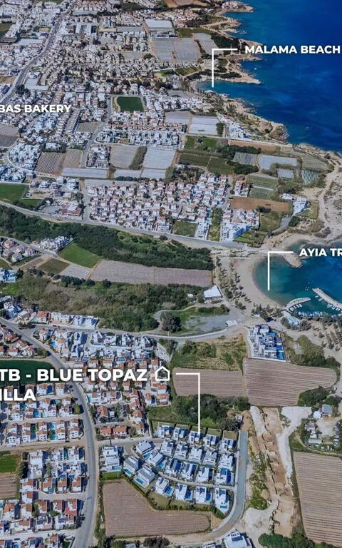 By the Beach - Blue Topaz Villa: Visninger