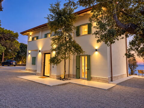Roc Villa