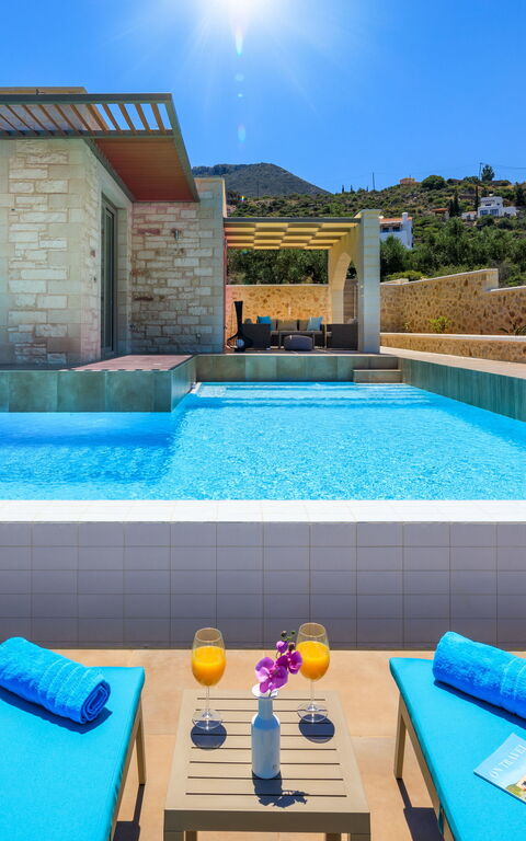 Villa Rhea