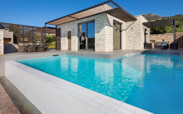 Villa Kronos: pool, Udendørs, Udvendige