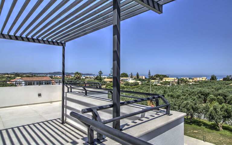 Villa Watanave: Altan / terrasse / gårdhave, Forår, Sommer, Udendørs, Udvendige, Visninger